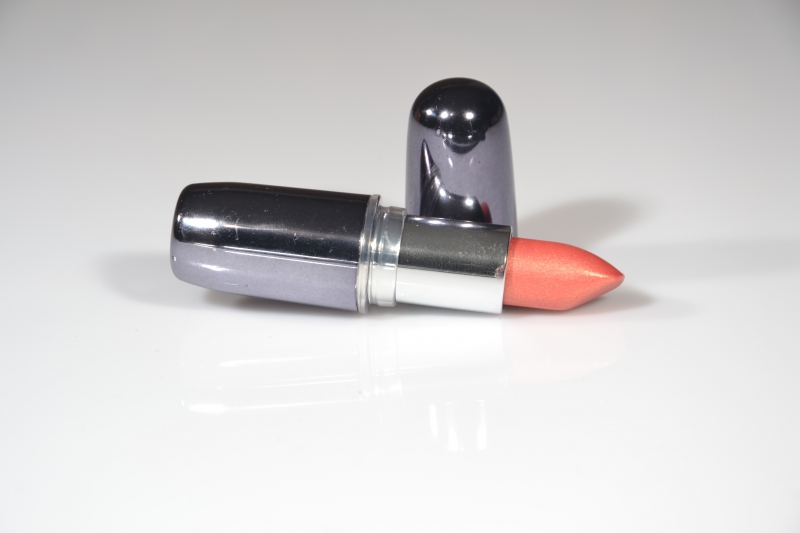 esthetique-MOULINET-min_lipstick-273109